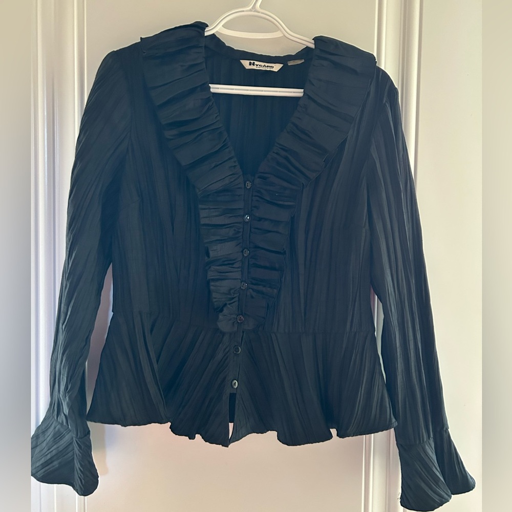 Nygard Collection Black Pleated Ruffle Blouse in Size Medium
